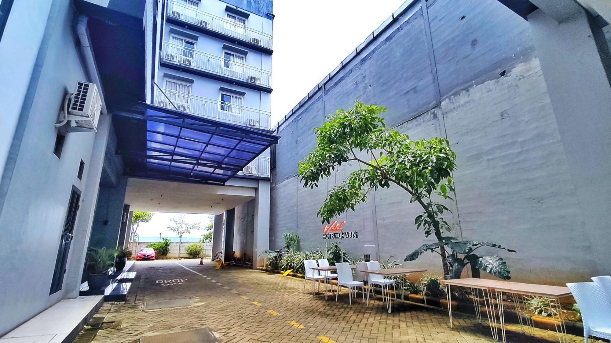 Votel Hotel Charis Tuban Tuban  Екстер'єр фото