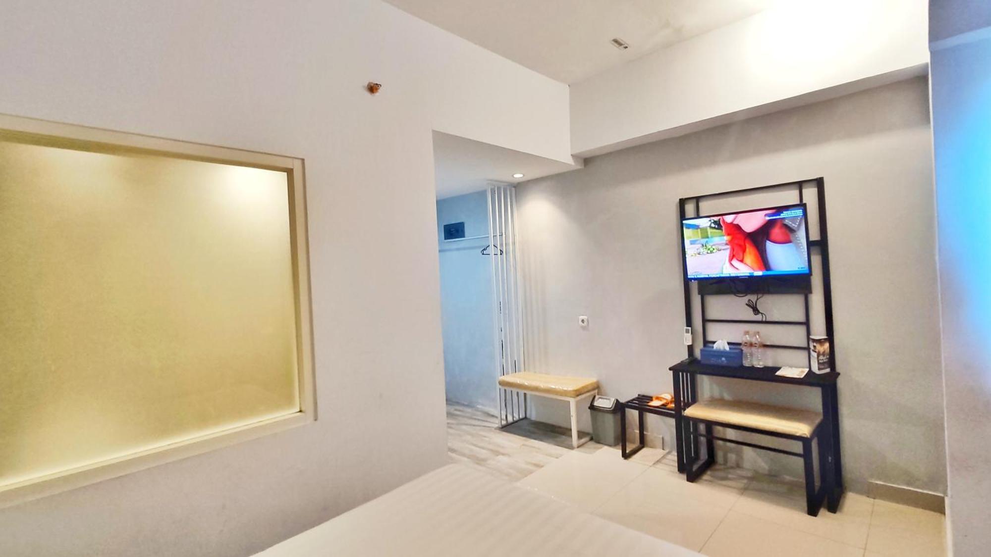 Votel Hotel Charis Tuban Tuban  Екстер'єр фото